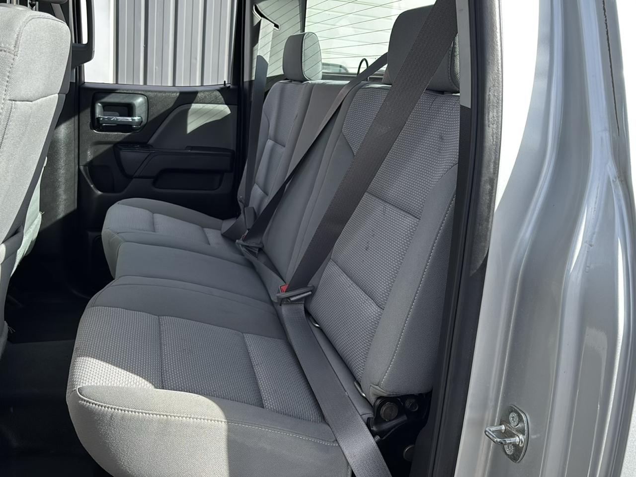 Chevrolet Silverado 3500HD 4WD Double Cab 158.1" Work Truck 2016