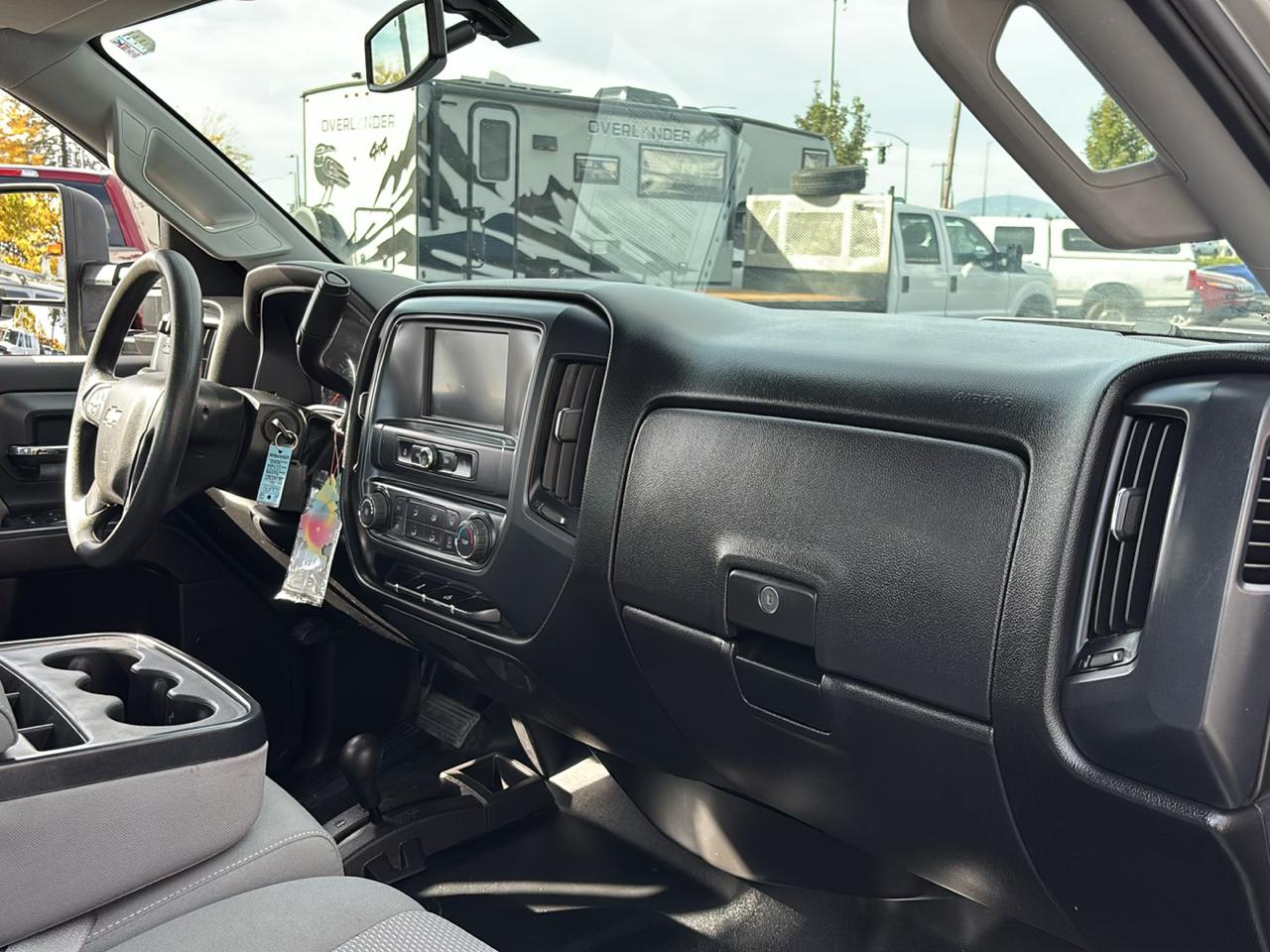 Chevrolet Silverado 3500HD 4WD Double Cab 158.1" Work Truck 2016