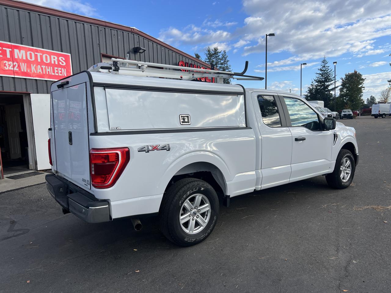 Ford F-150 4WD SuperCab 145" XLT 2021