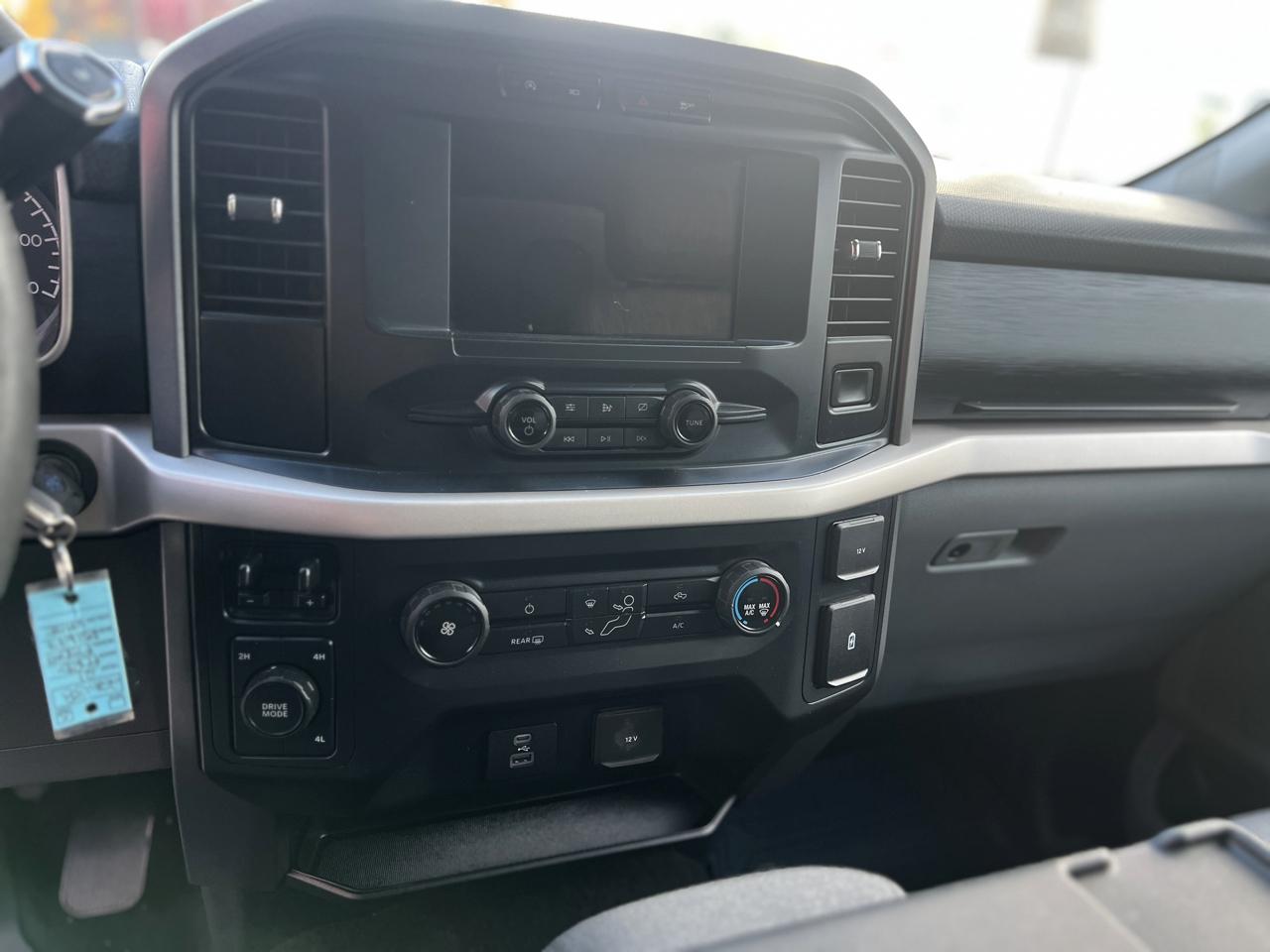 Ford F-150 4WD SuperCab 145" XLT 2021