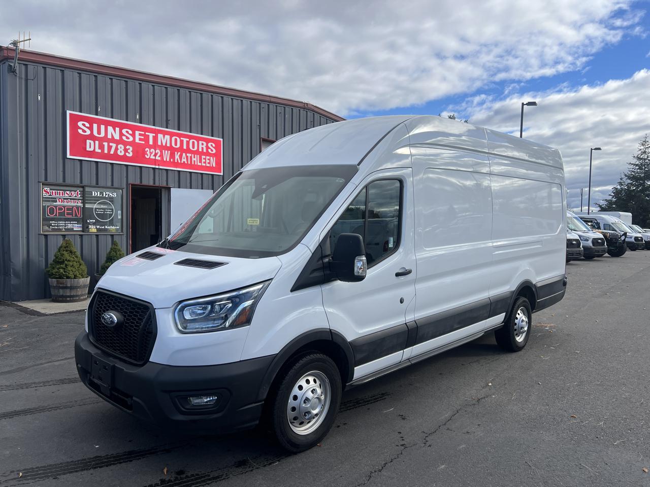 Ford Transit Cargo Van T-250 148" EL Hi Rf 9070 GVWR AWD 2025