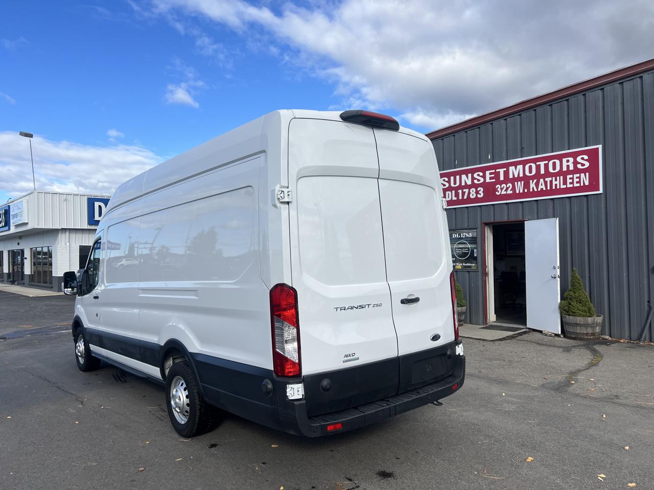 Ford Transit Cargo Van T-250 148" EL Hi Rf 9070 GVWR AWD 2025