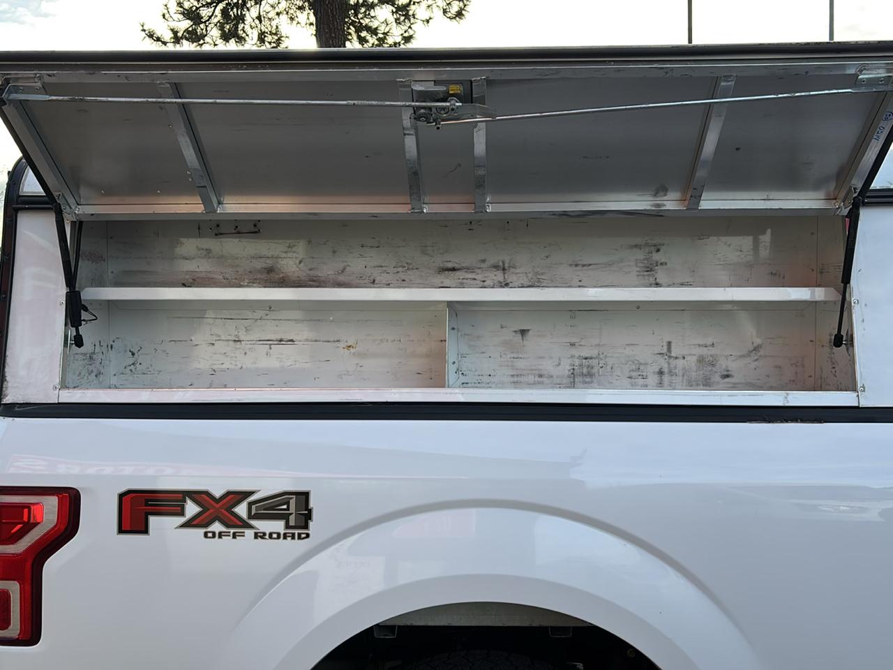 Ford F-150 4WD SuperCab 145" STX 2019