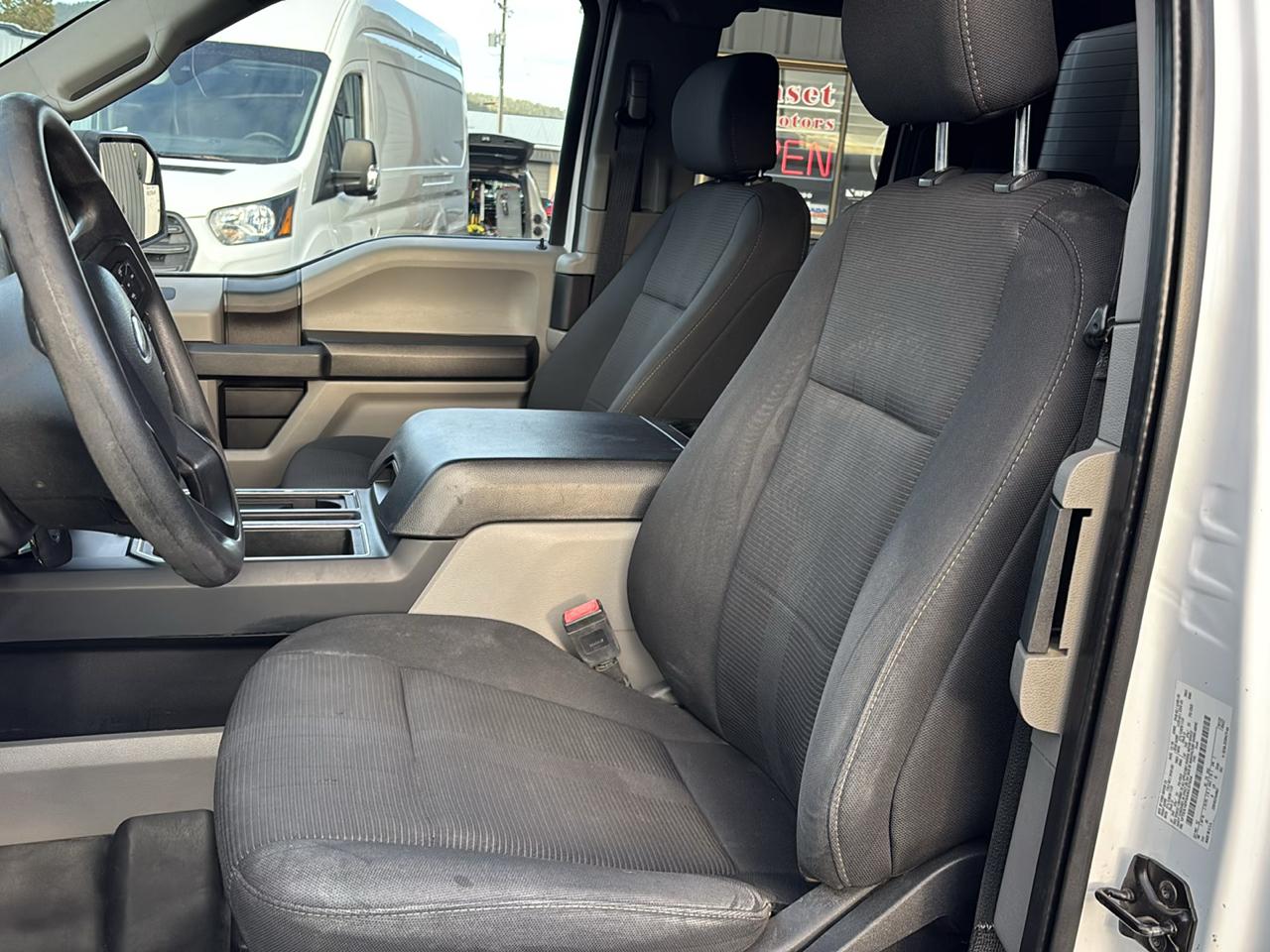 Ford F-150 4WD SuperCab 145" STX 2019