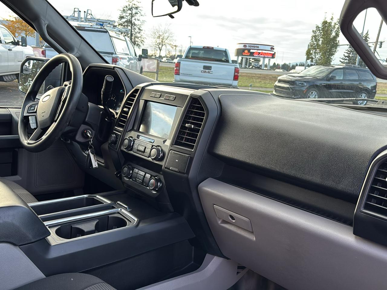 Ford F-150 4WD SuperCab 145" STX 2019