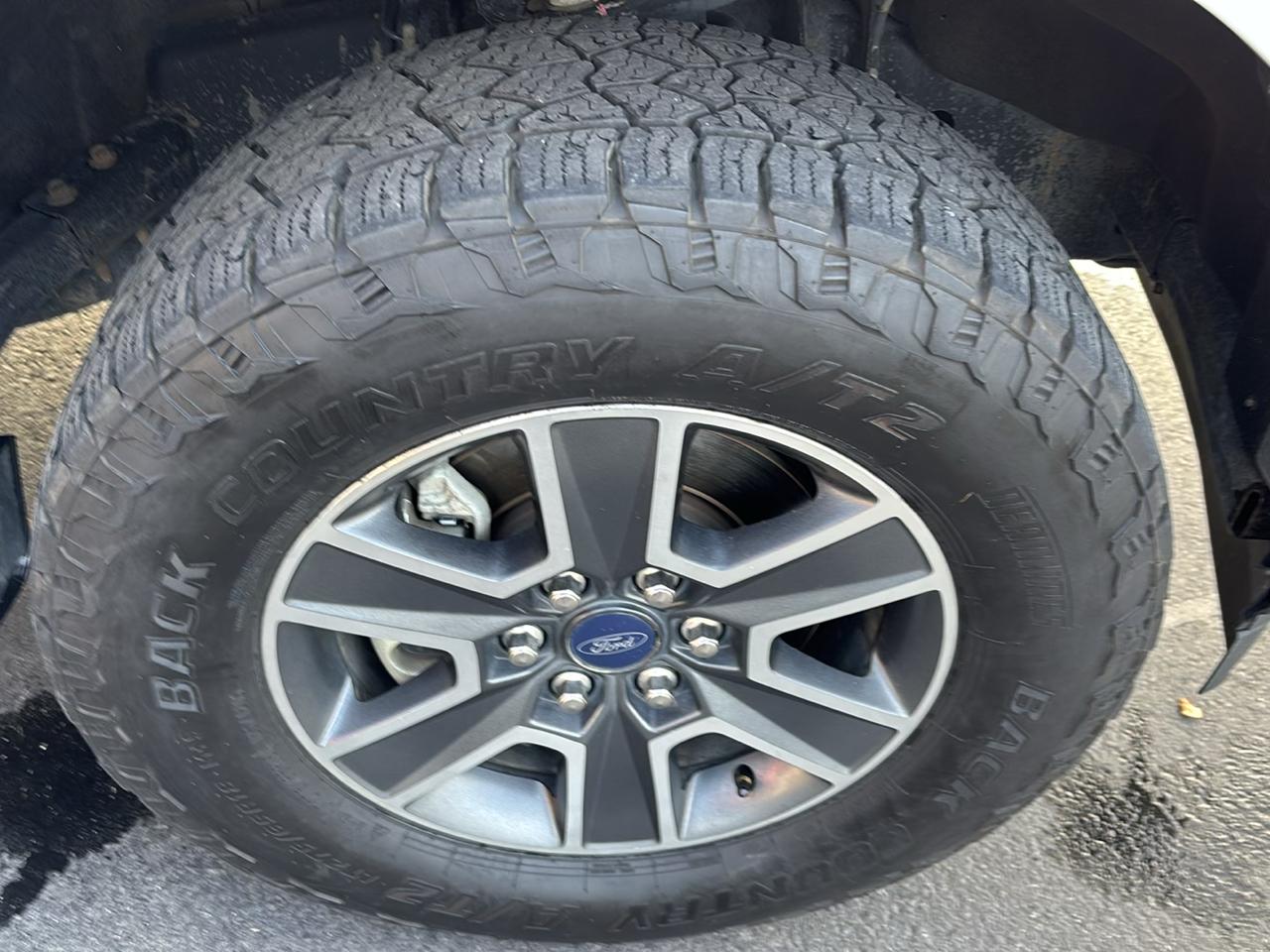Ford F-150 4WD SuperCab 145" STX 2019