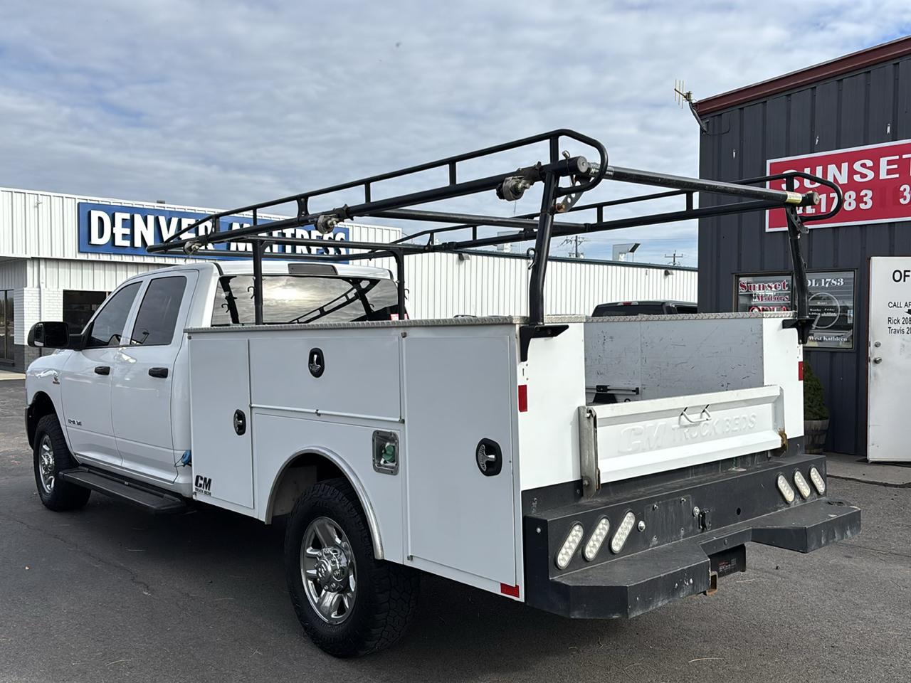 RAM 3500 Chassis Cab Tradesman 4WD Crew Cab 60" CA 172.4" WB 2021