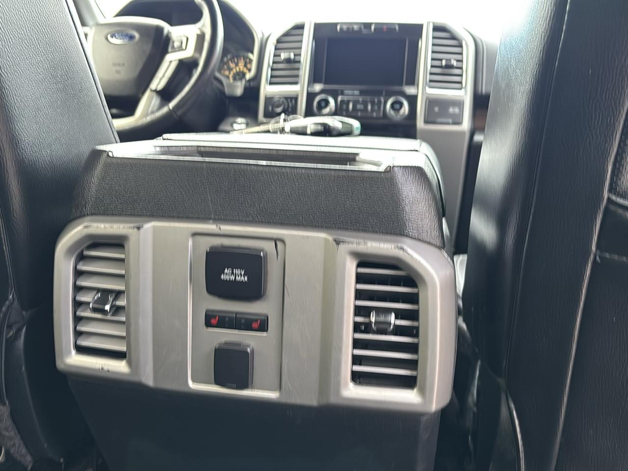 Ford F-150 4WD SuperCrew 145" Lariat 2016