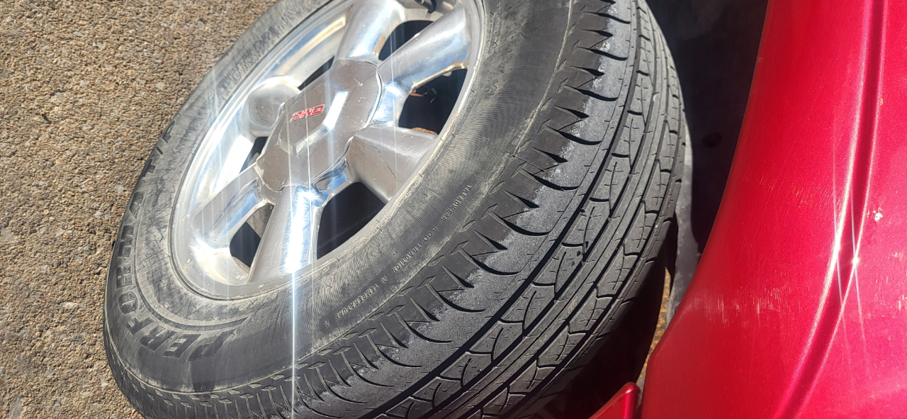 GMC Envoy SLE 4WD 2004