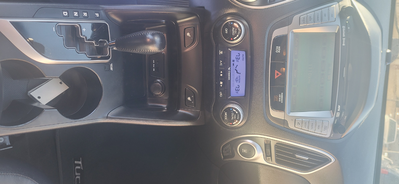 Hyundai Tucson Limited 2WD 2013