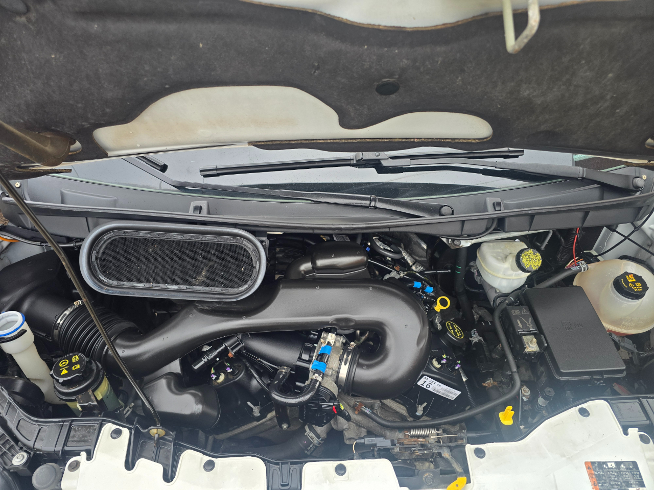 Ford Transit 150 Wagon Med. Roof XL w/Sliding Pass. 130-in. WB 2017