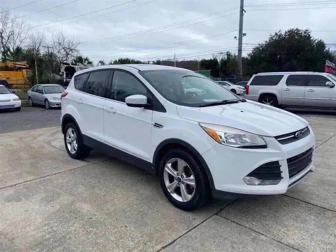 Ford Escape SE FWD 2016