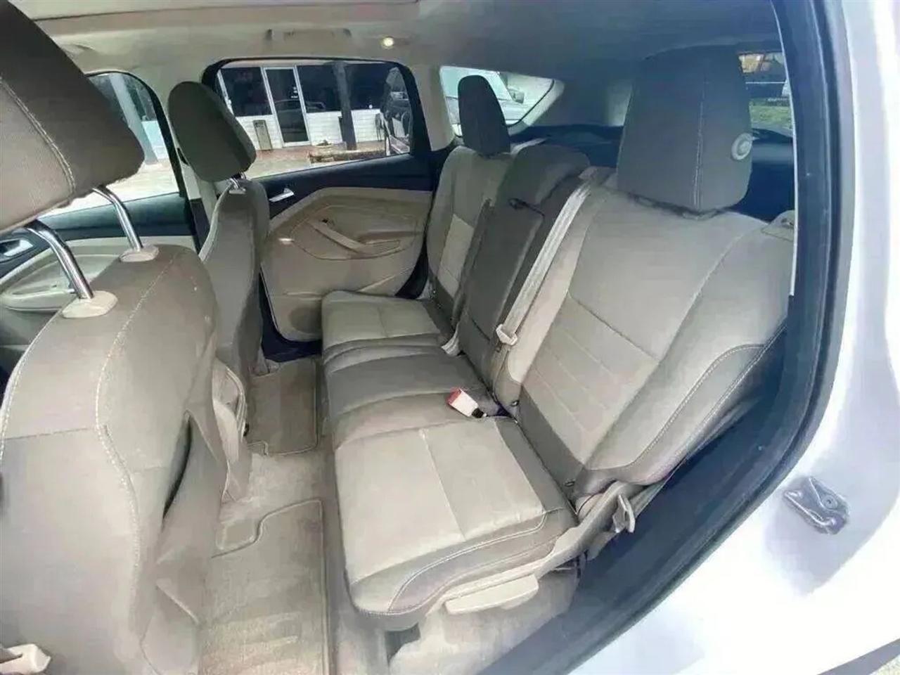 Ford Escape SE FWD 2016