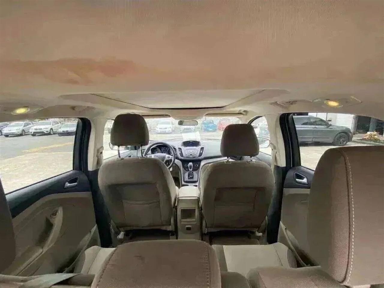 Ford Escape SE FWD 2016