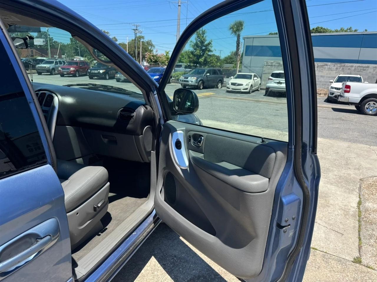 Dodge Grand Caravan SXT 2007