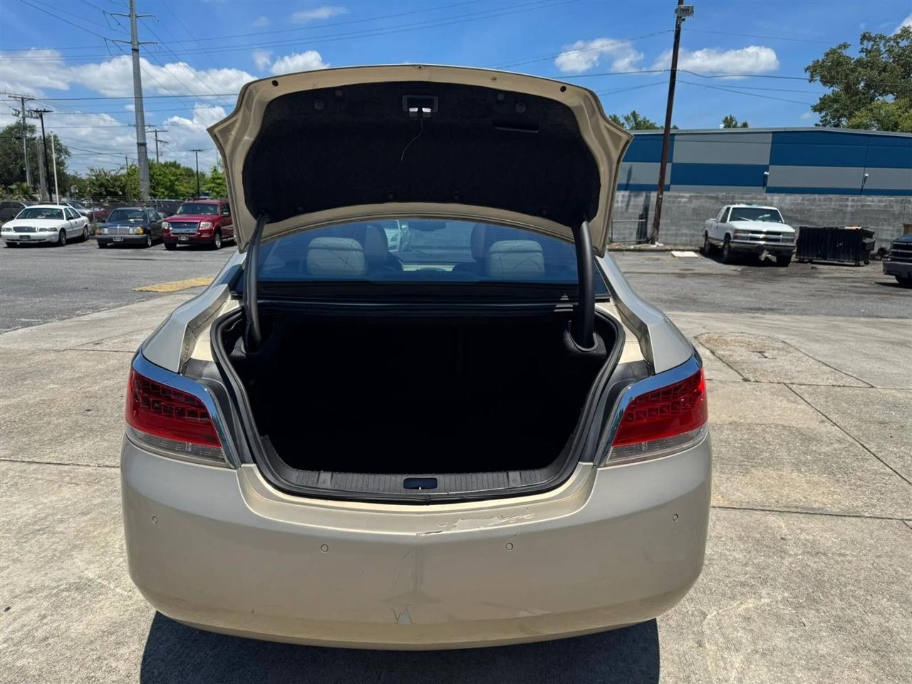 Buick LaCrosse CXL FWD 2011