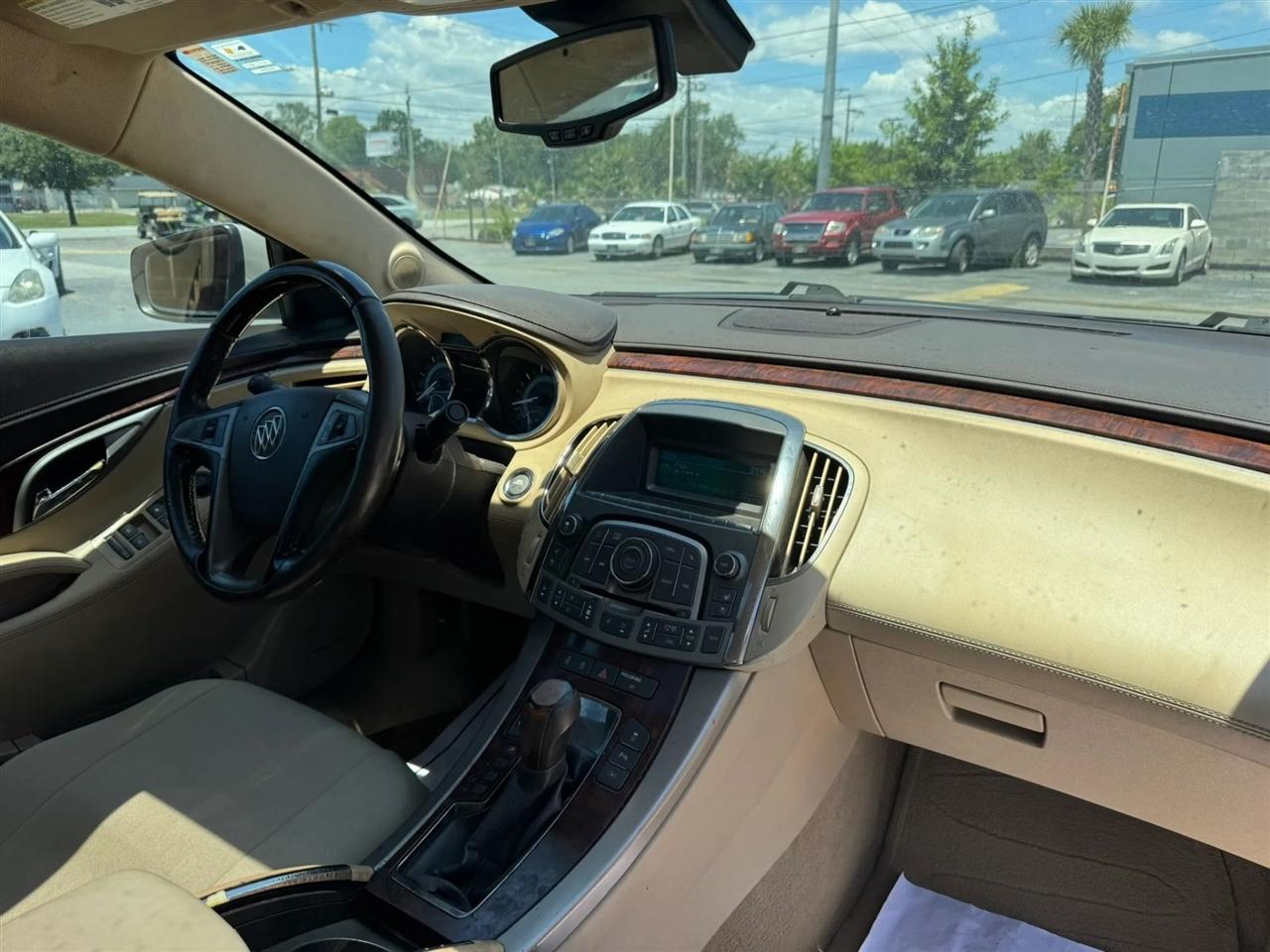Buick LaCrosse CXL FWD 2011