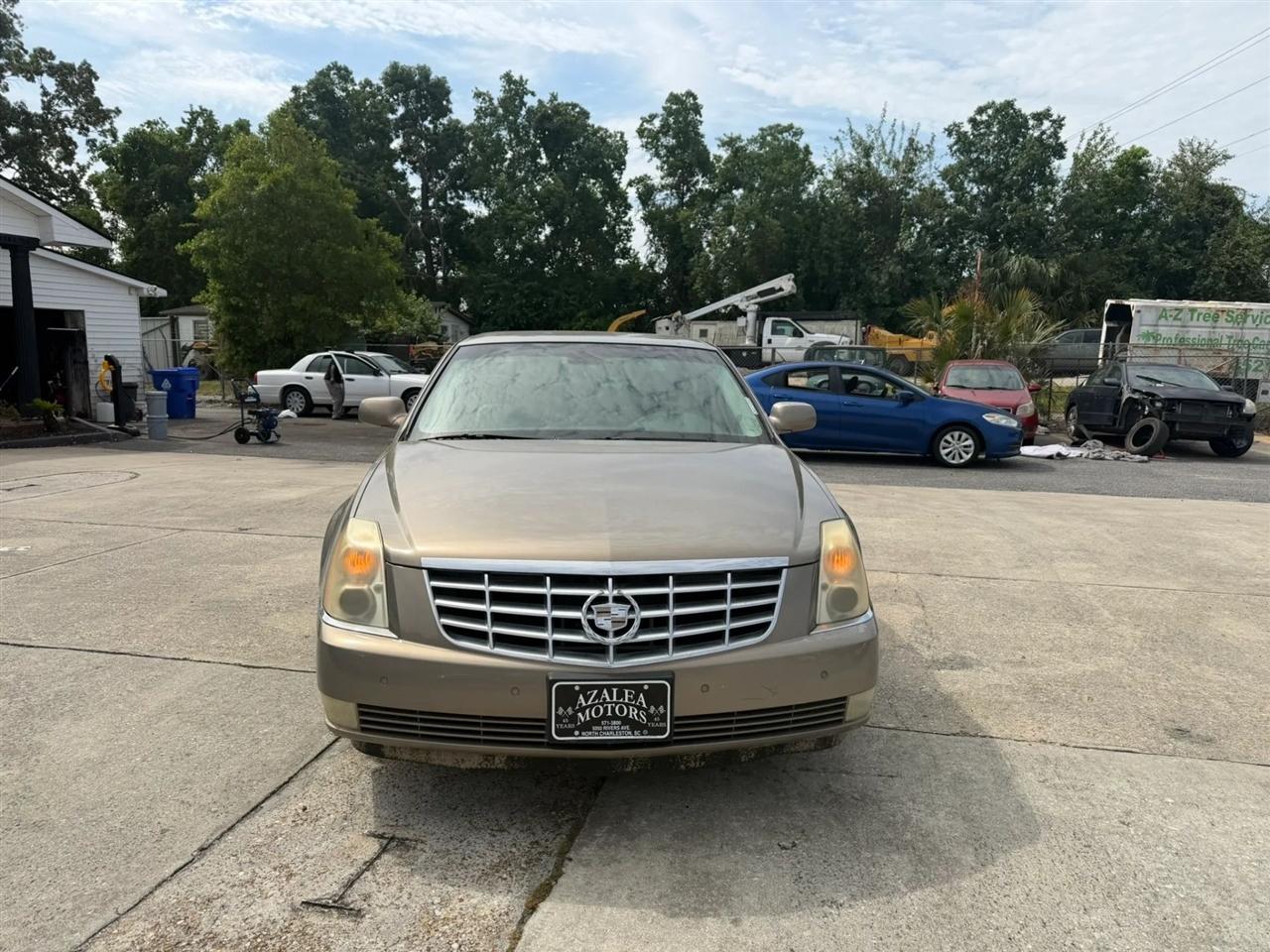 Cadillac DTS Sedan 2007