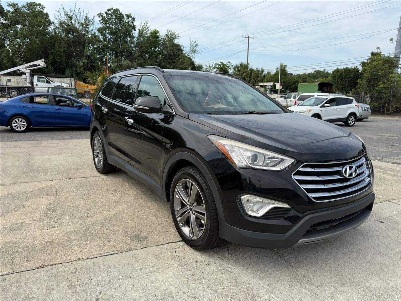 Hyundai Santa Fe Limited FWD 2013