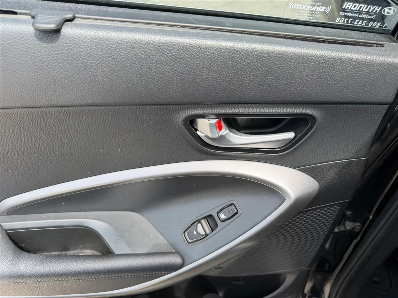 Hyundai Santa Fe Limited FWD 2013