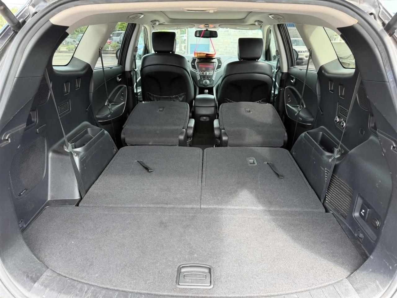 Hyundai Santa Fe Limited FWD 2013