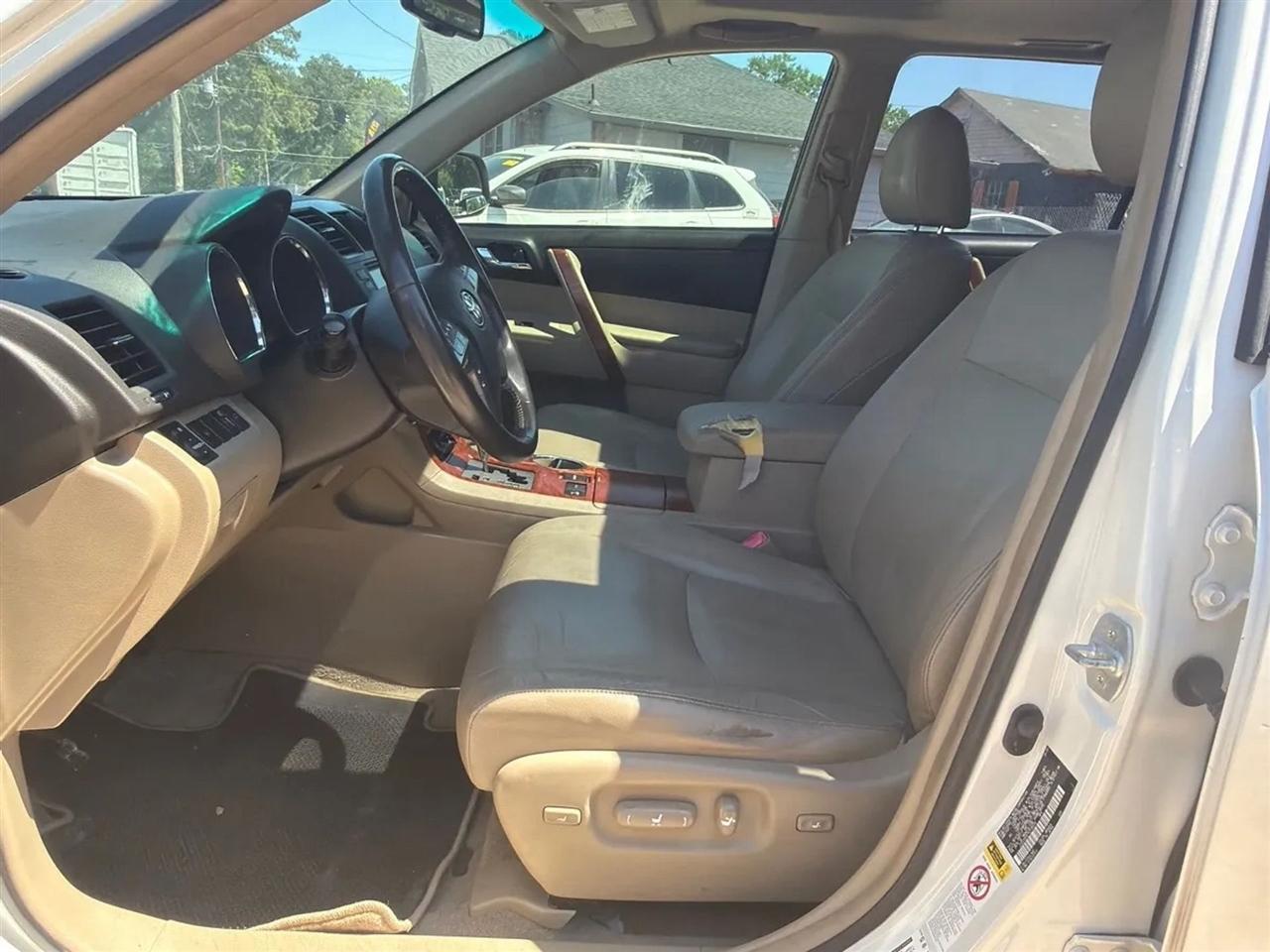 Toyota Highlander Limited 4WD 2009