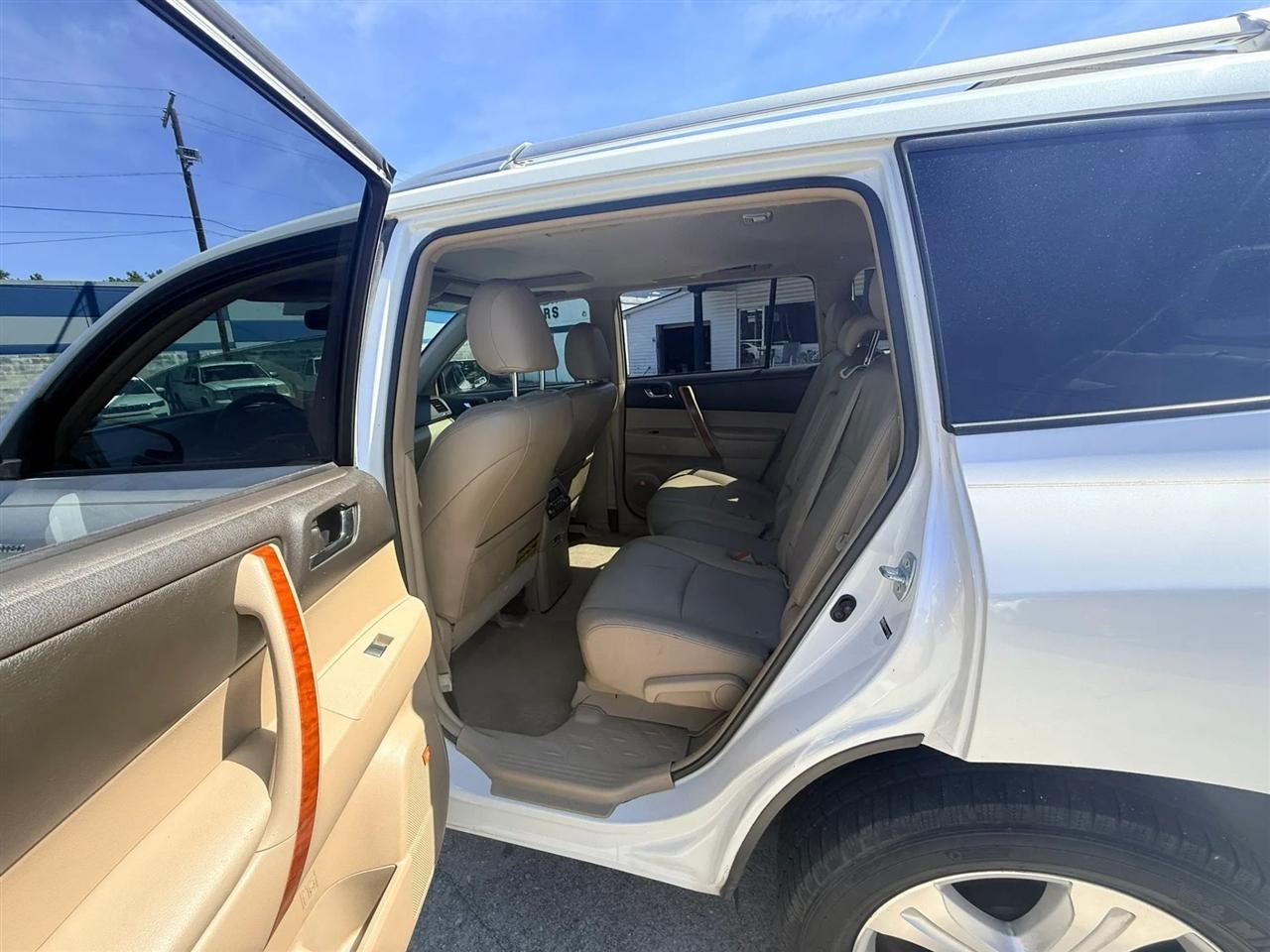 Toyota Highlander Limited 4WD 2009