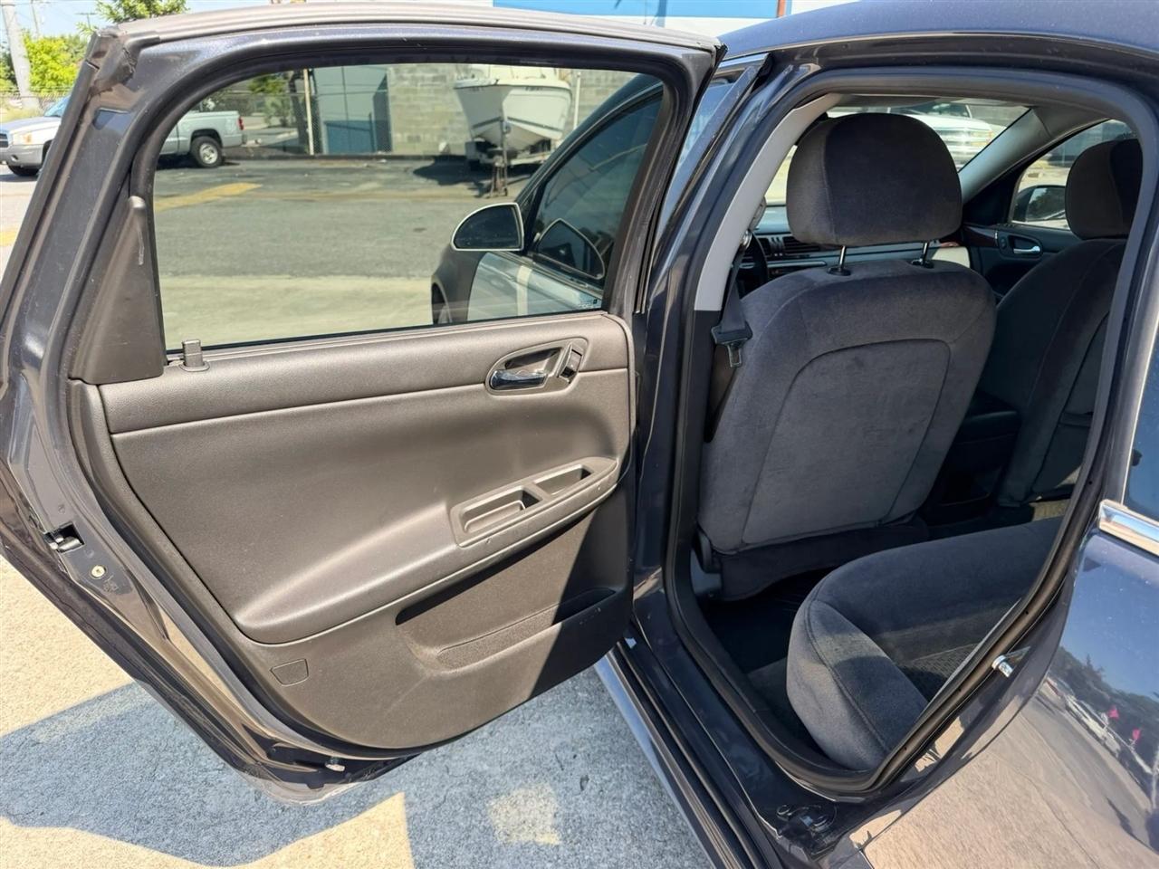 Chevrolet Impala LT 2009