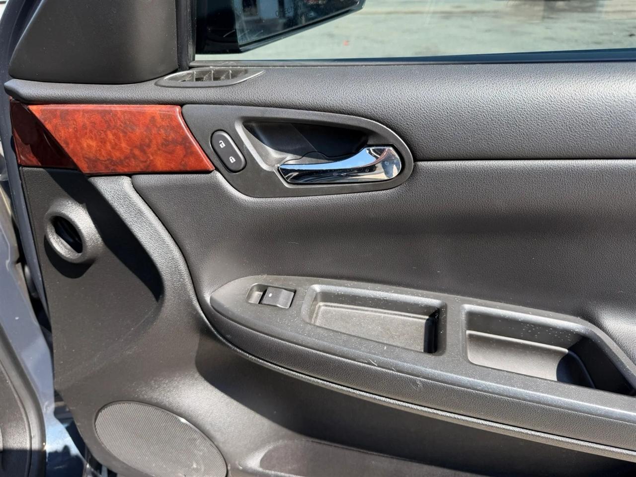 Chevrolet Impala LT 2009