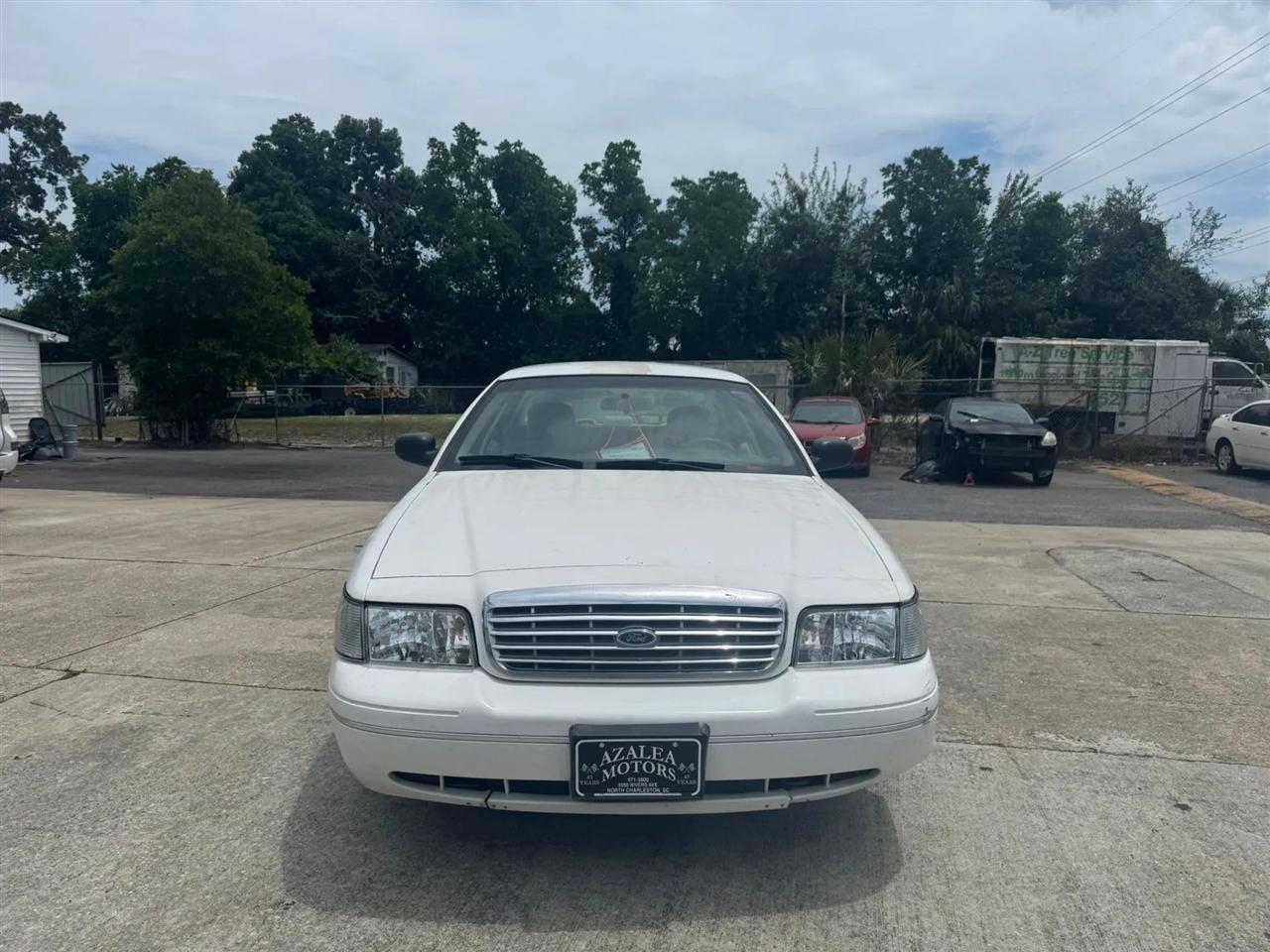 Ford Crown Victoria Standard 2003