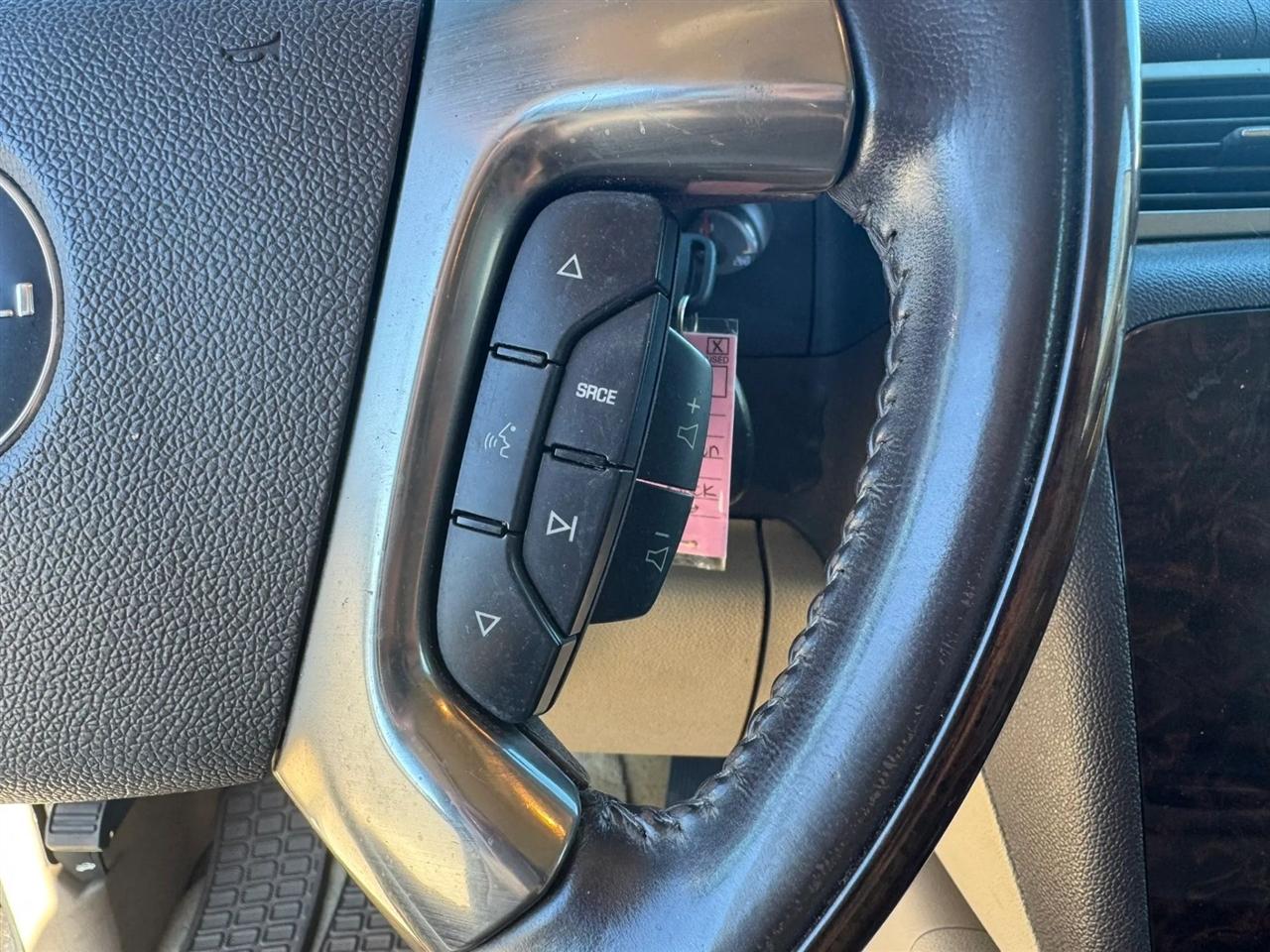 GMC Yukon Denali AWD 2007