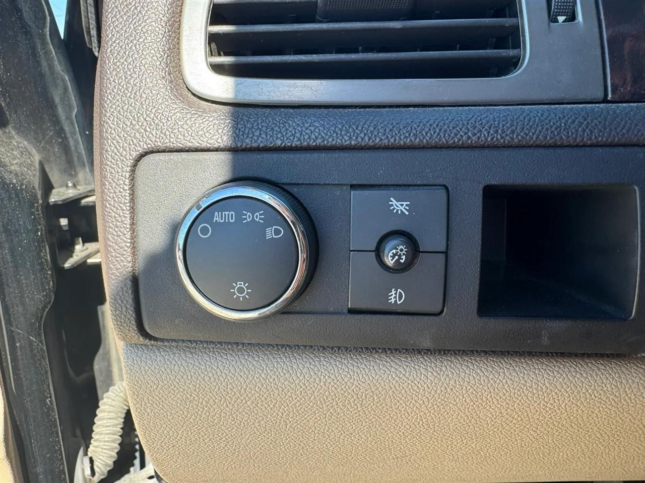 GMC Yukon Denali AWD 2007
