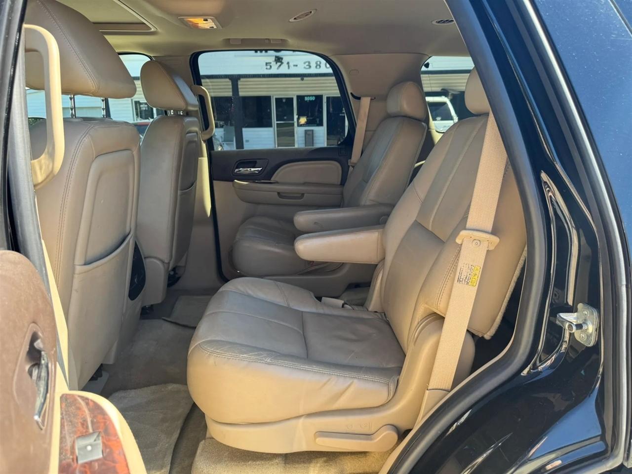GMC Yukon Denali AWD 2007