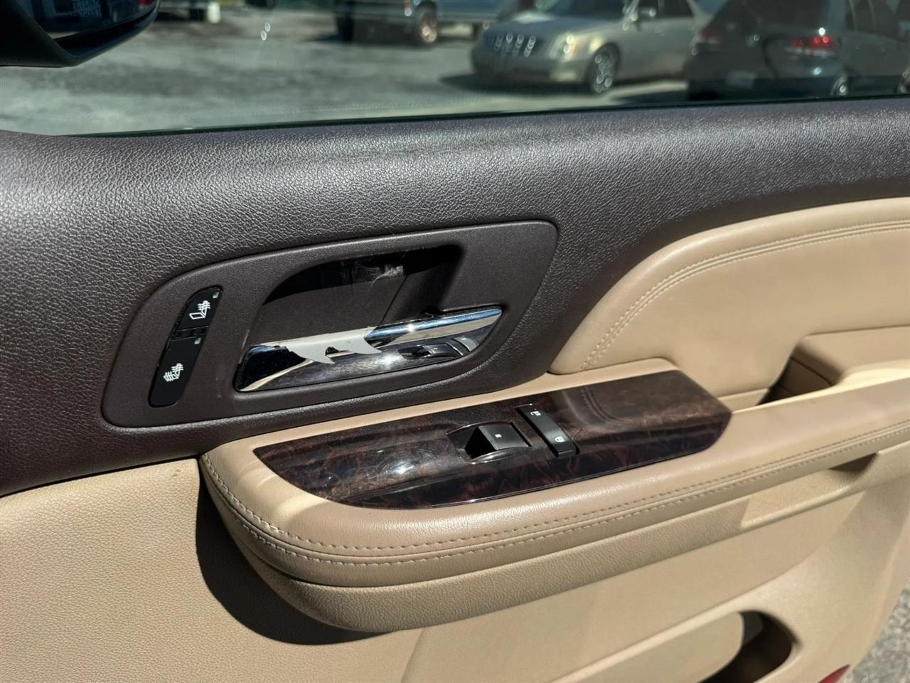 GMC Yukon Denali AWD 2007