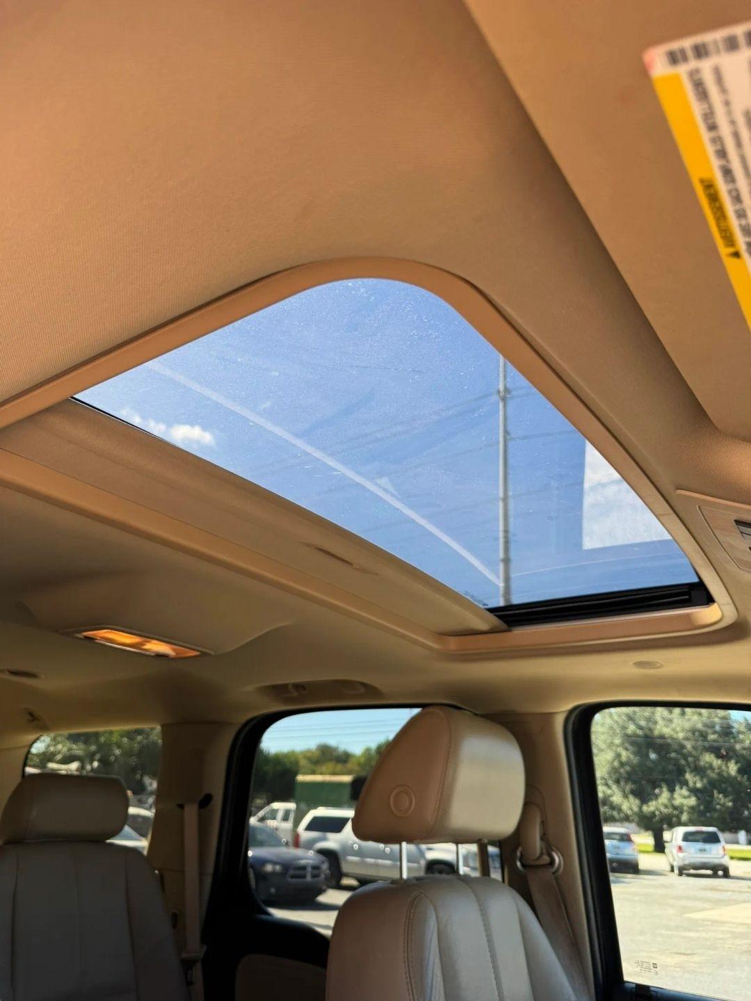 GMC Yukon Denali AWD 2007