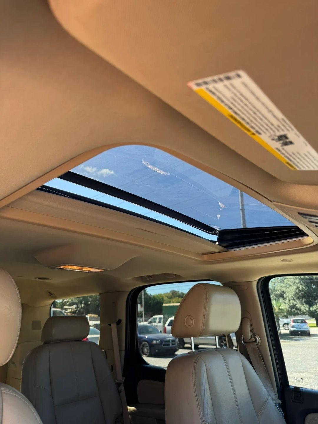 GMC Yukon Denali AWD 2007