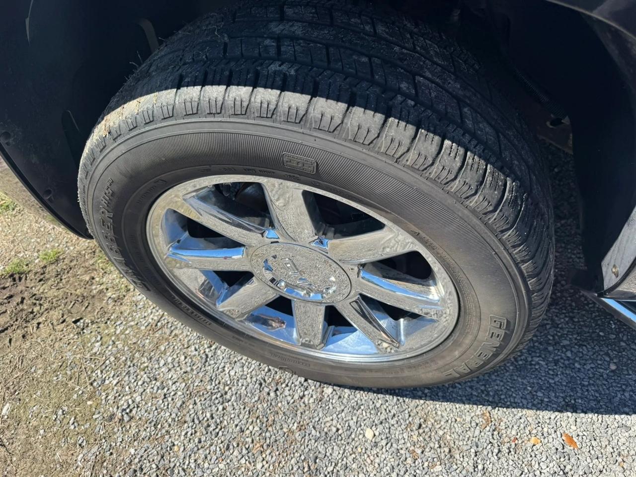 GMC Yukon Denali AWD 2007