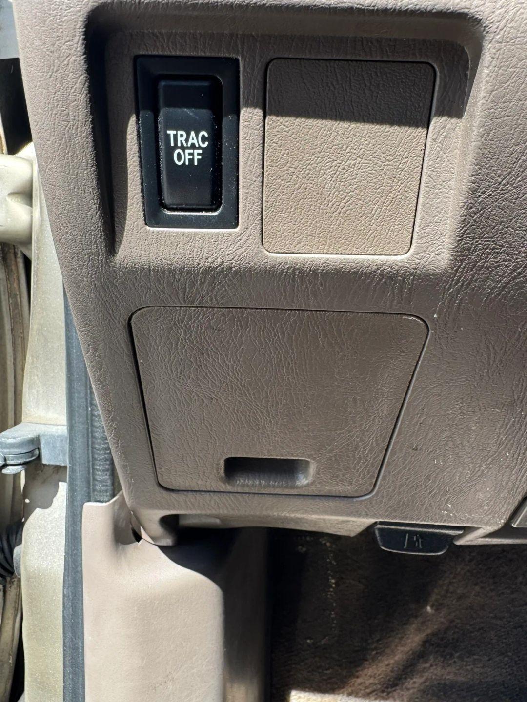 Toyota 4Runner SR5 2WD 2001