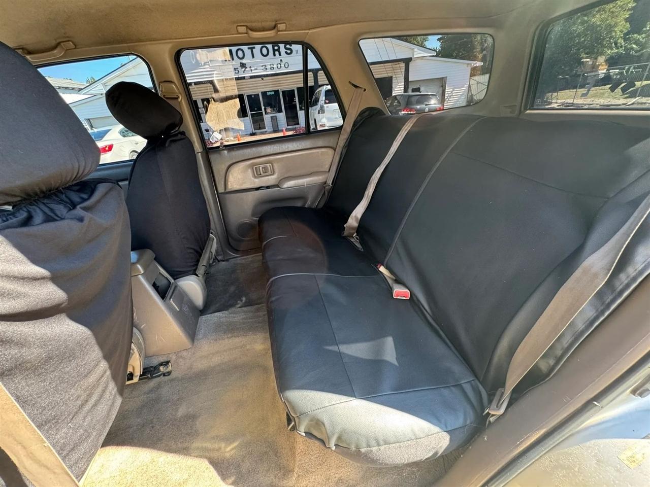 Toyota 4Runner SR5 2WD 2001