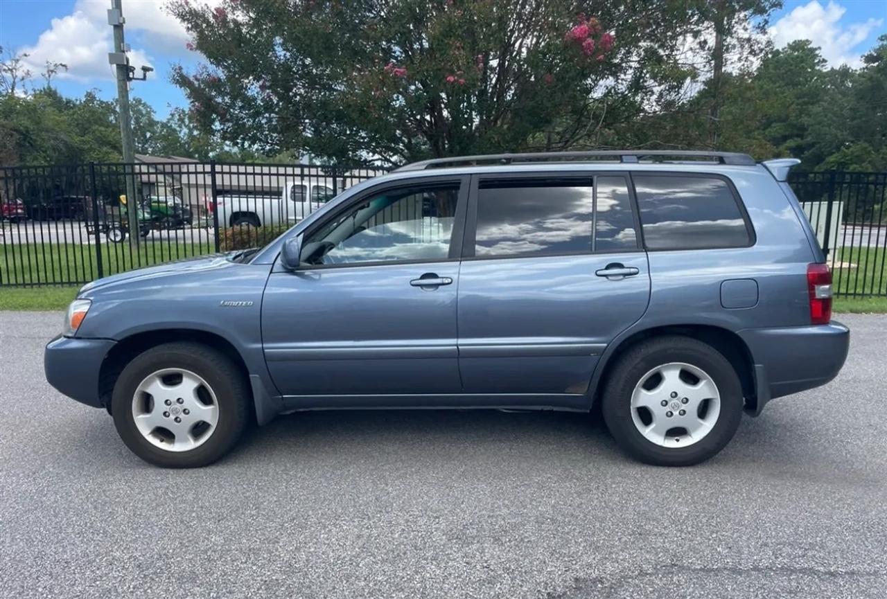 Toyota Highlander Limited V6 4WD 2005