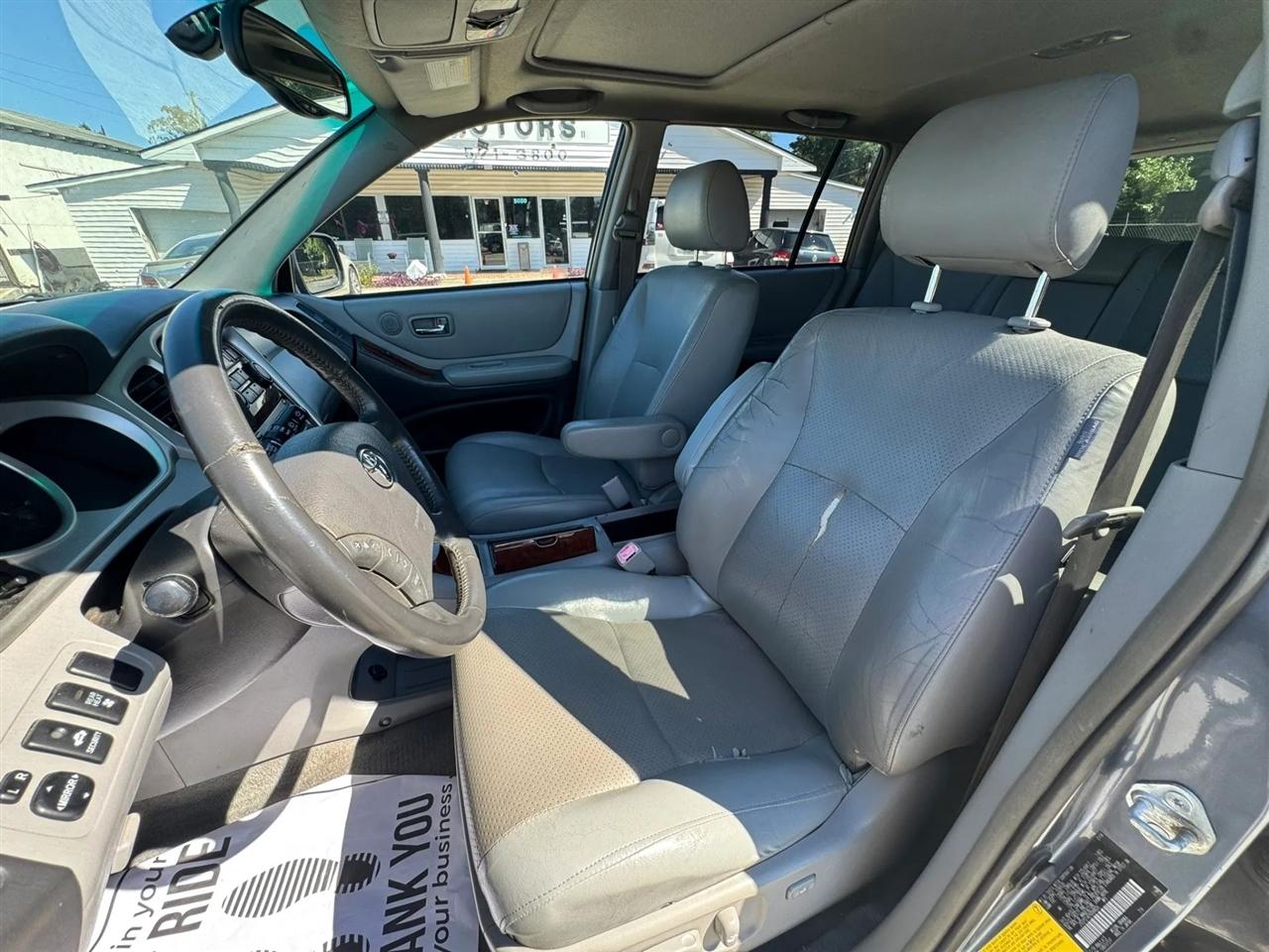 Toyota Highlander Limited V6 4WD 2005