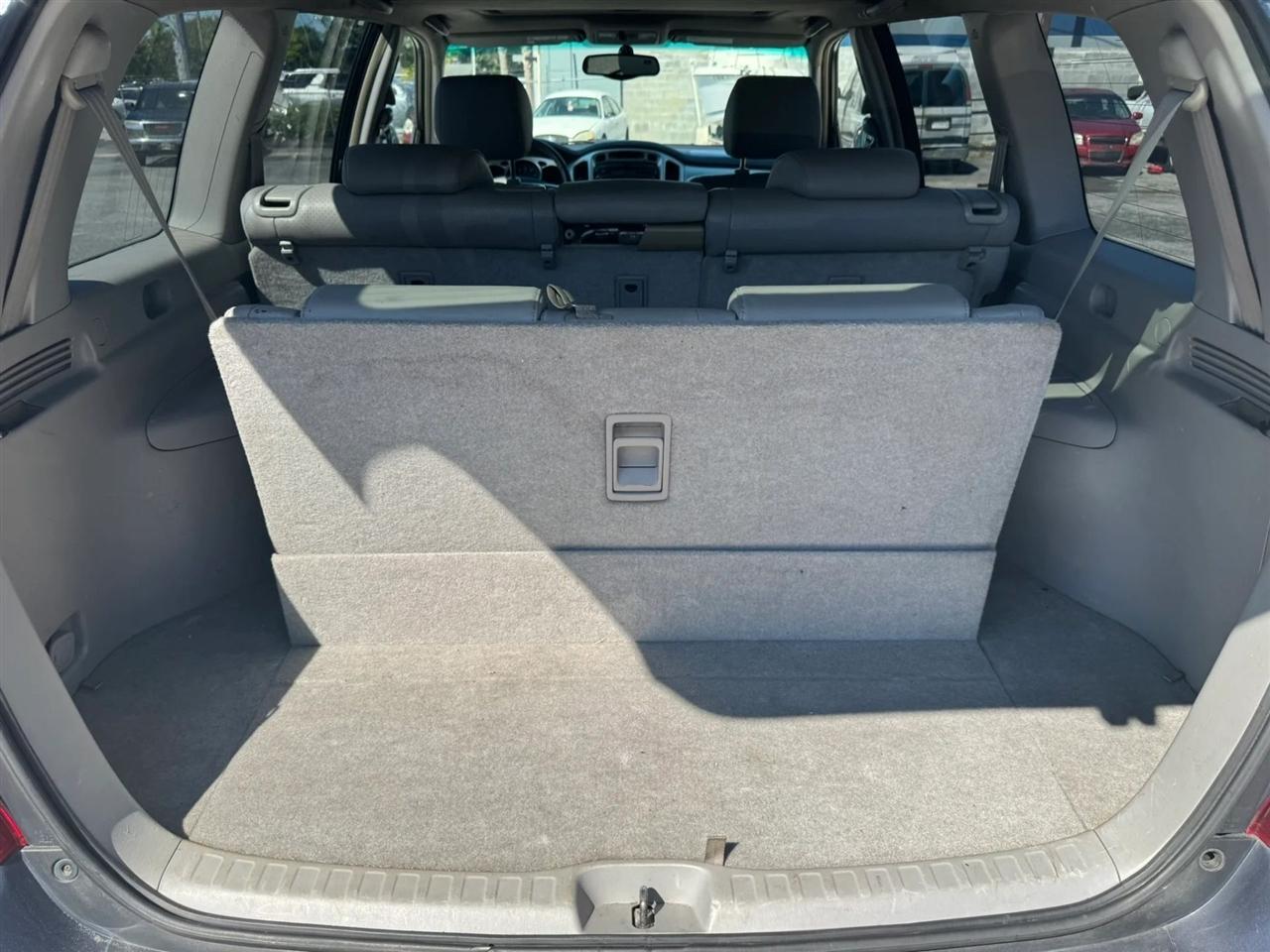 Toyota Highlander Limited V6 4WD 2005