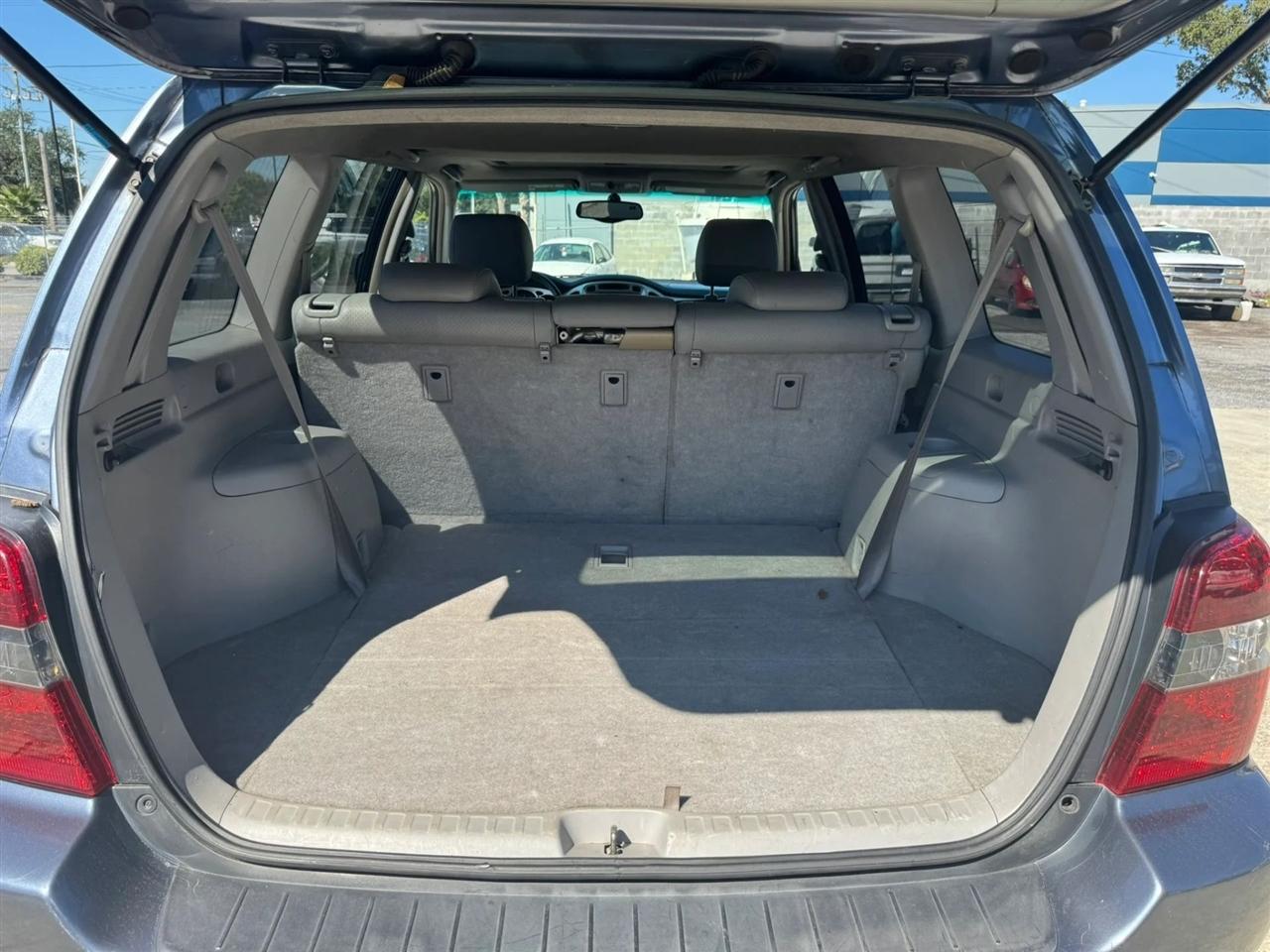 Toyota Highlander Limited V6 4WD 2005