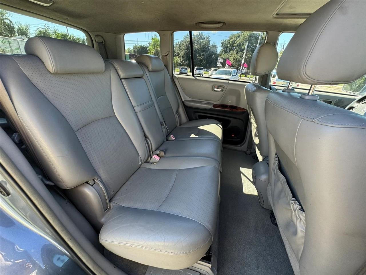 Toyota Highlander Limited V6 4WD 2005
