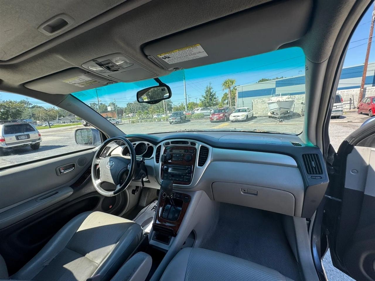Toyota Highlander Limited V6 4WD 2005