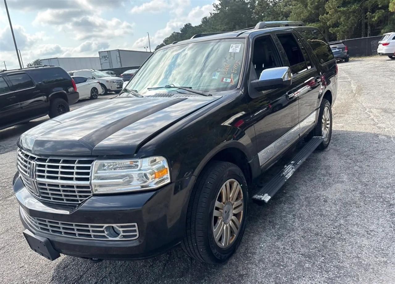 Lincoln Navigator 4WD 2012