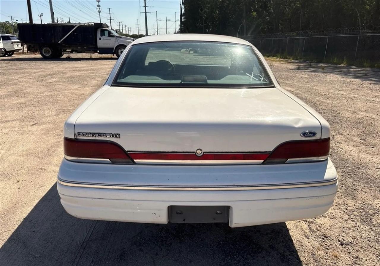 Ford Crown Victoria LX 1994