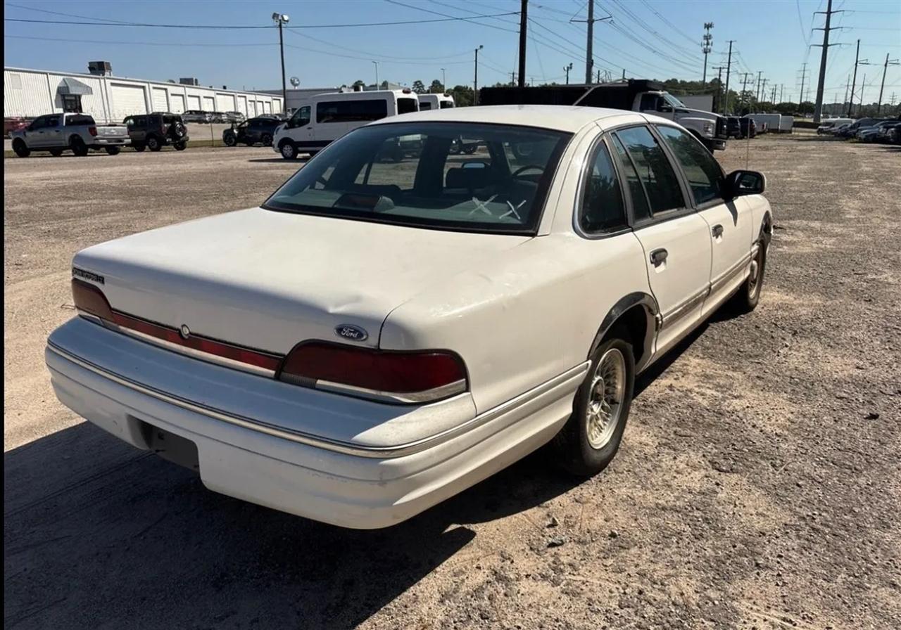 Ford Crown Victoria LX 1994
