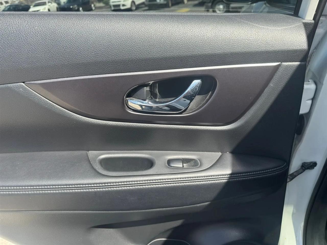 Nissan Rogue SV AWD 2016