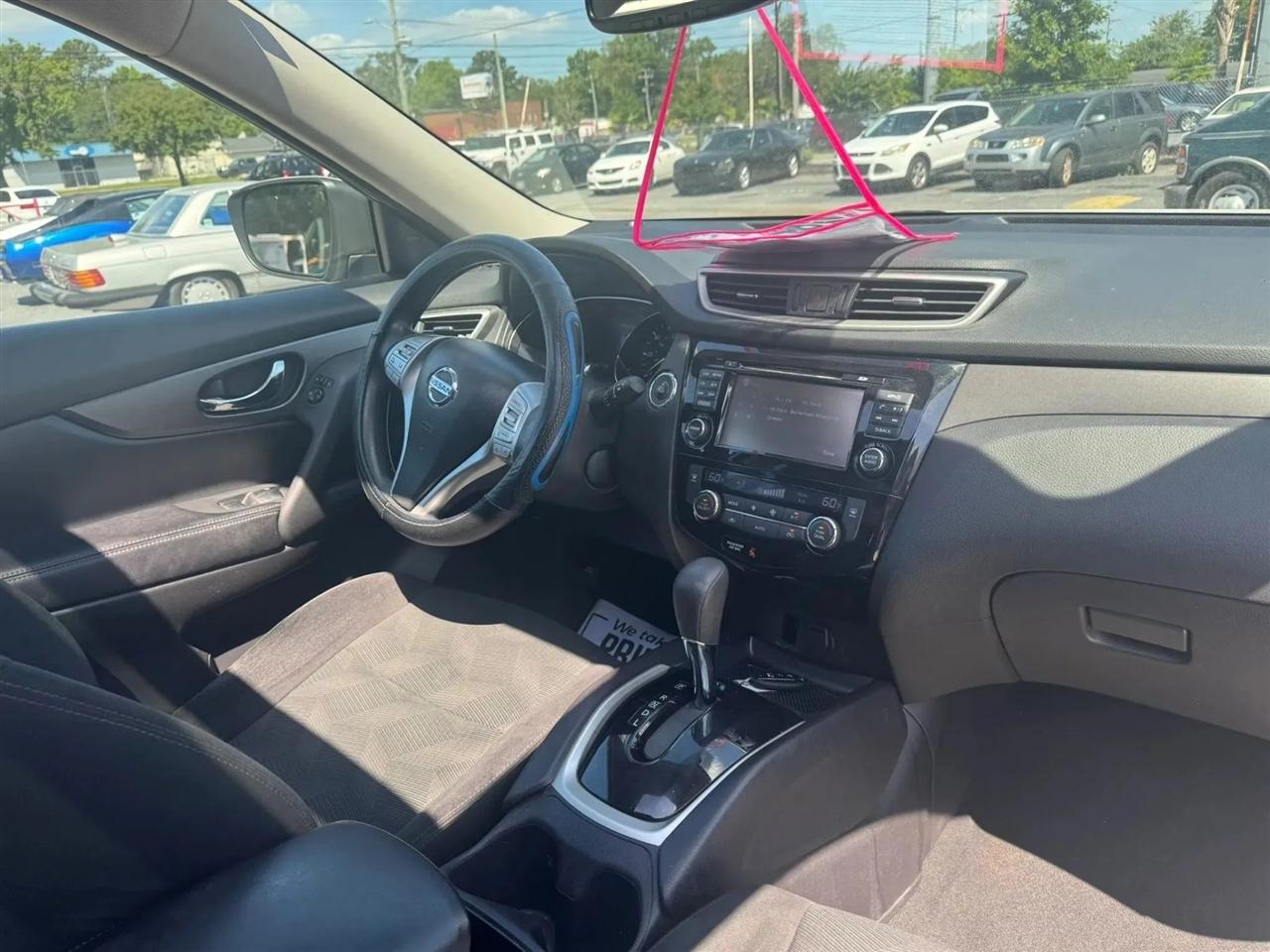 Nissan Rogue SV AWD 2016